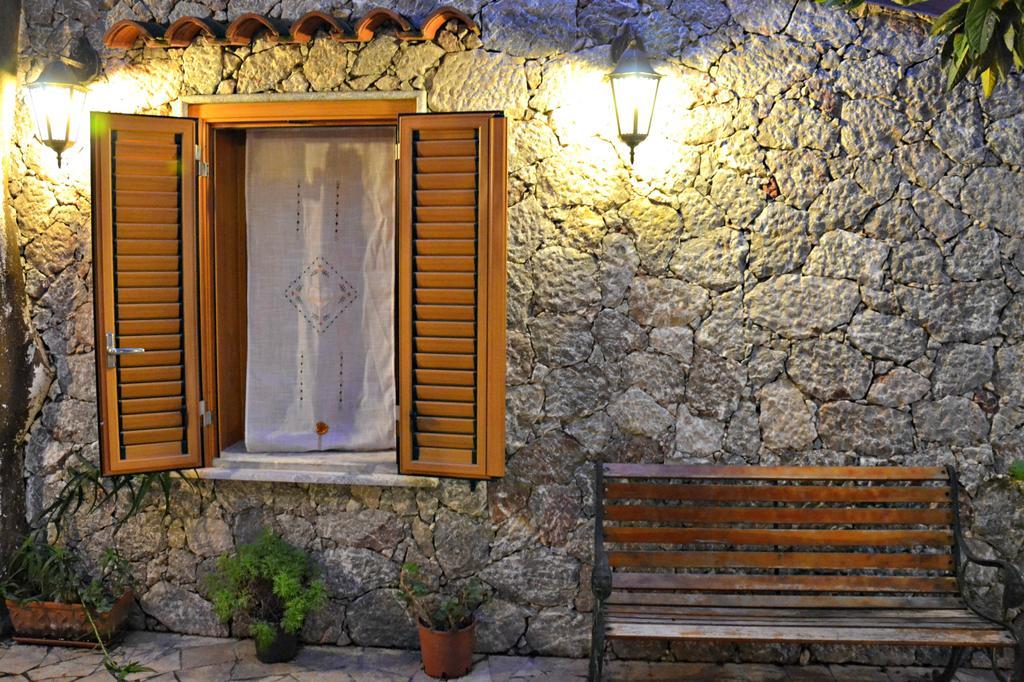 Ferienwohnung Giardino Del Sole Taormina Exterior foto